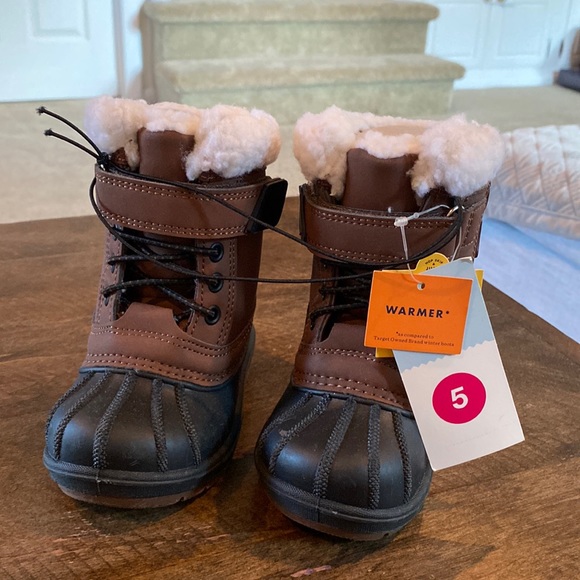 Waterproof rain/snow boots - Picture 1 of 3